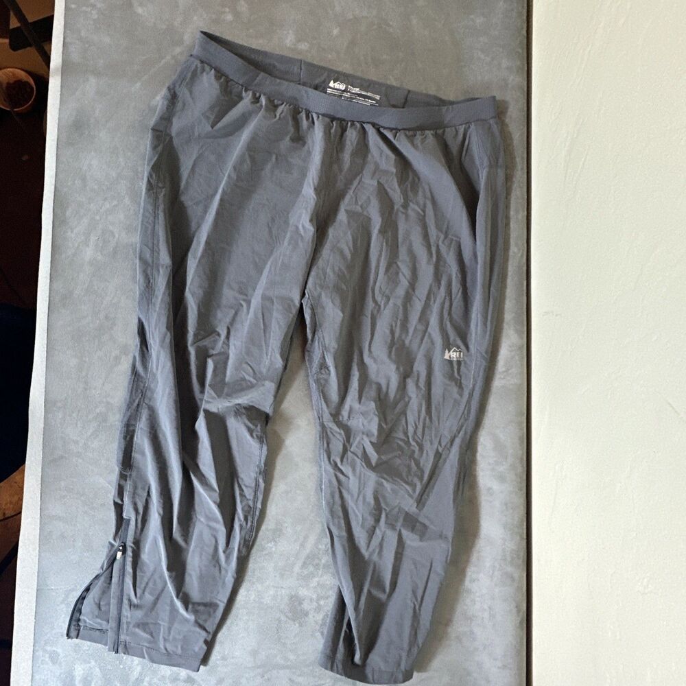 REI XXL Men’s Running Pants Gray Zip Leg Nylon Spandex